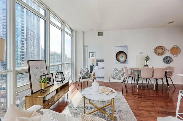 Additional image 22 of 55 Bremner Blvd Unit 1407