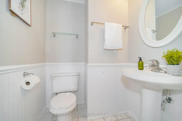 Additional image 12 of 2361 Parkhaven Blvd Unit 2