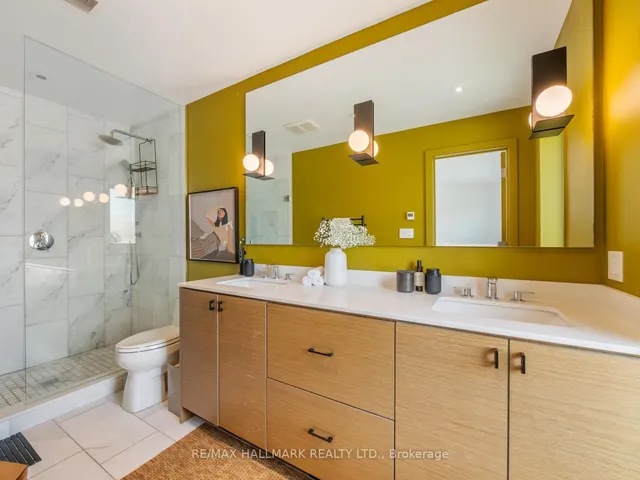 Additional image 24 of 29 Treadway Blvd