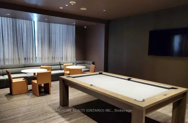 Additional image 27 of 39 Roehampton Ave Unit 2101