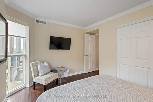 Additional image 10 of 2210 Lakeshore Rd Unit 401