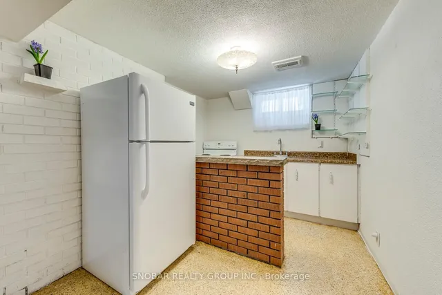 Additional image 16 of 195 Clearbrooke Circ