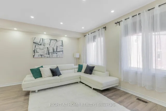 Additional image 5 of 3 Rabbit Run Way