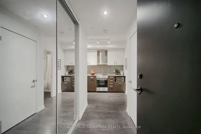 Additional image 7 of 125 Redpath Ave Unit 1913