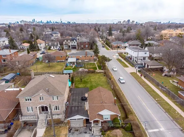 Additional image 17 of 109 Regina Ave