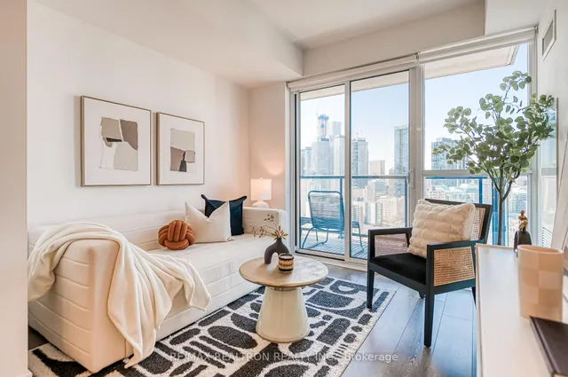 Additional image 4 of 159 Wellesley St Unit 2210