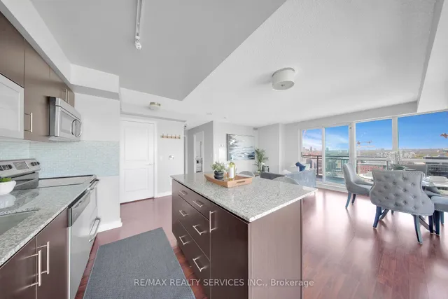 Additional image 8 of 100 Western Battery Rd Unit 2009