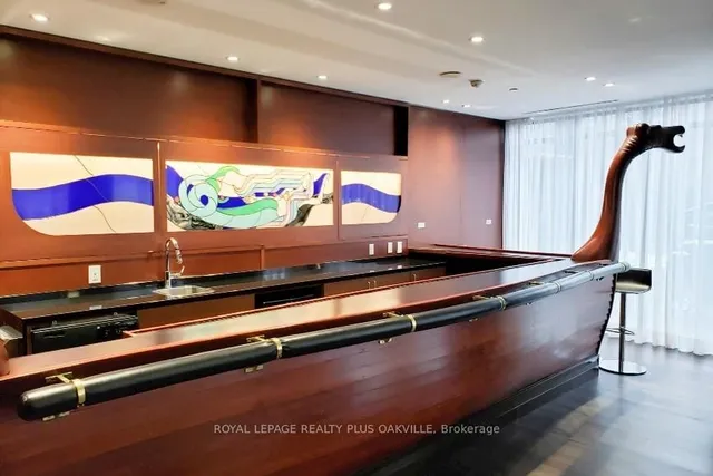 Additional image 40 of 5 Valhalla Inn Rd Unit 510