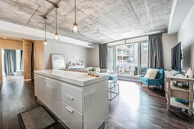 Additional image 4 of 75 Portland St Unit 424