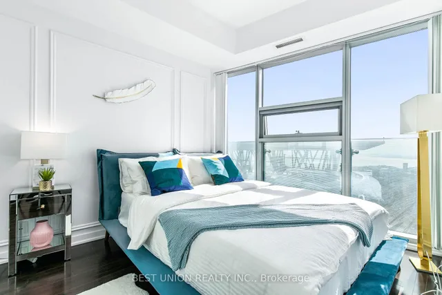 Additional image 8 of 14 york St Unit 6406