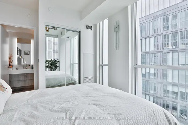 Additional image 31 of 1 Yorkville Ave Unit 4902