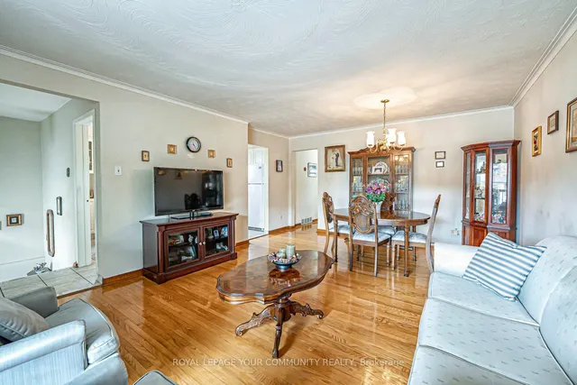 Additional image 9 of 10 Grenadine Crt