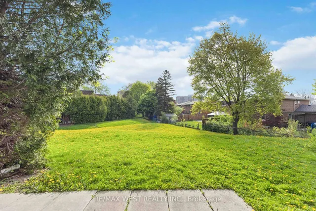 Additional image 47 of 290 Sprucewood Crt Unit 45