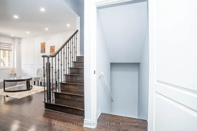 Additional image 36 of 57 Sky Harbour Dr