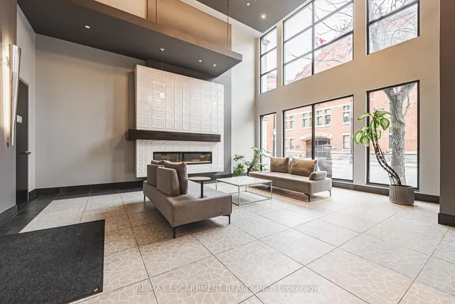 Additional image 17 of 181 James St Unit 402