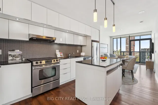 Additional image 2 of 110 Charles St Unit 3608