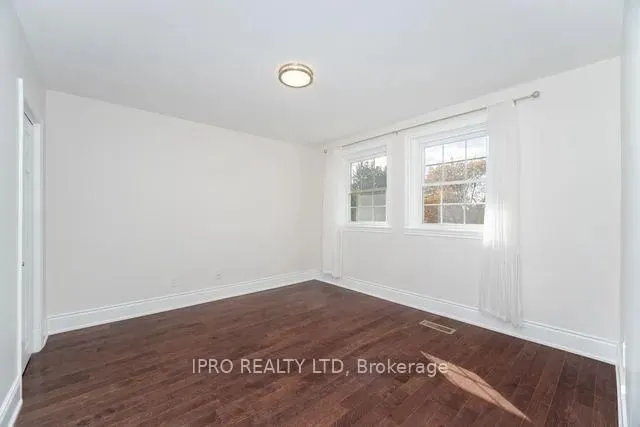 Additional image 25 of 42 Hillside Dr