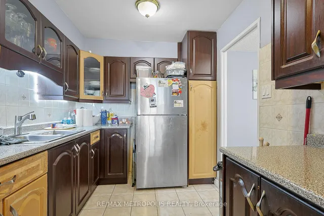 Additional image 15 of 5 San Romano Way Unit 902