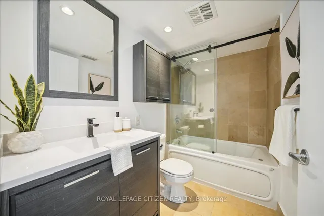 Additional image 8 of 208 Queens Quay Unit 1902