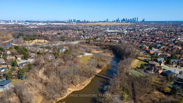 Additional image 33 of 98 Falconer Dr Unit 3