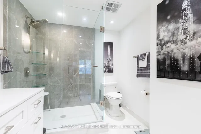 Additional image 17 of 40 Old Mill Rd Unit 102