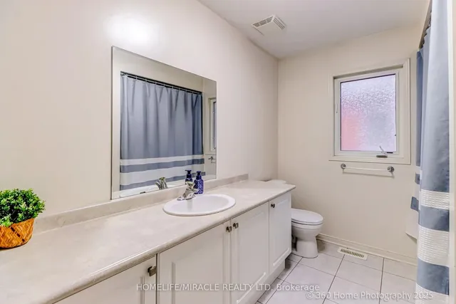 Additional image 21 of 652 Lott Cres