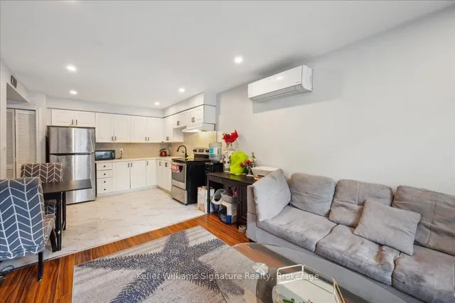 Additional image 14 of 28 Victoria Ave Unit 104