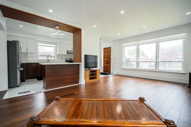 Additional image 11 of 52 Slan Ave