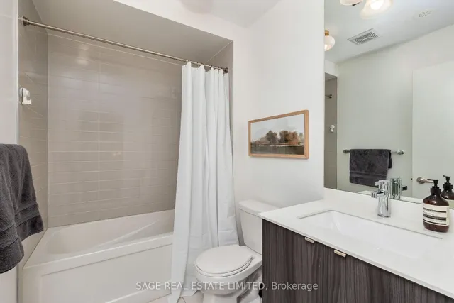 Additional image 17 of 39 Florence St Unit TH4