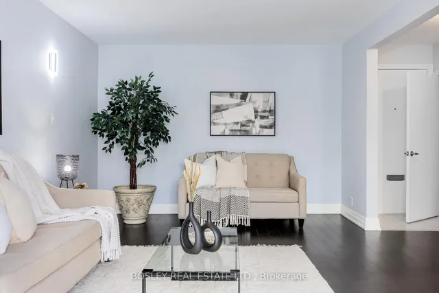 Additional image 5 of 4357 Bloor St Unit 16