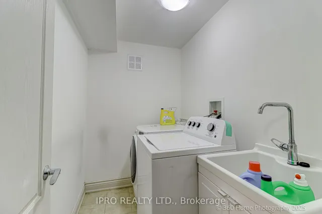 Additional image 36 of 63 Blazing Star Dr