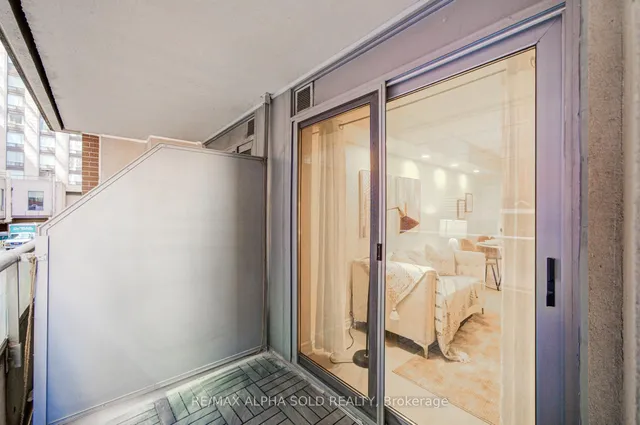 Additional image 30 of 250 Wellington St Unit 246