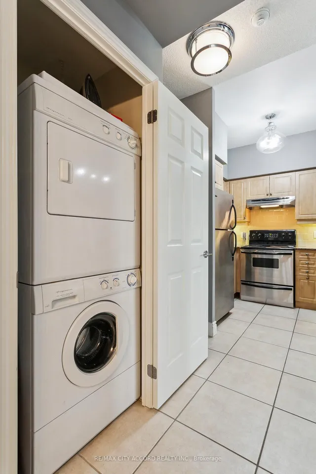 Additional image 23 of 485 Rosewell Ave Unit 210