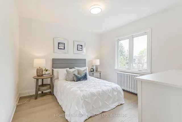 Additional image 23 of 133 Queens Dr