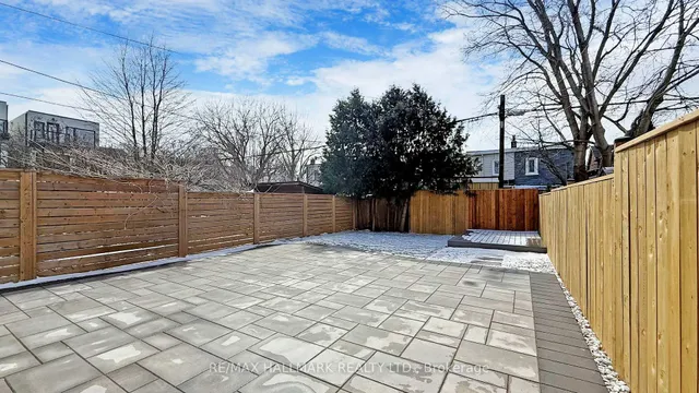 Additional image 47 of 85 Springdale Blvd