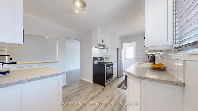 Additional image 10 of 55 Greenwood Cres