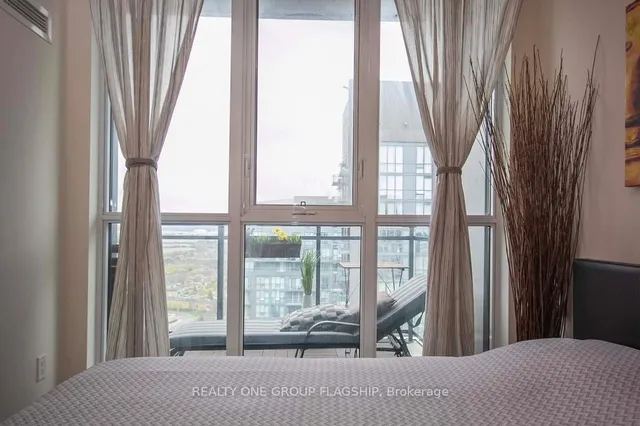 Additional image 13 of 75 Eglinton Ave Unit 2408