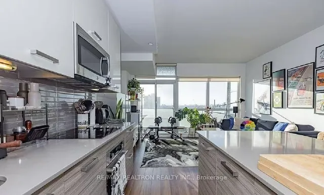 Additional image 9 of 210 Simcoe St Unit 704