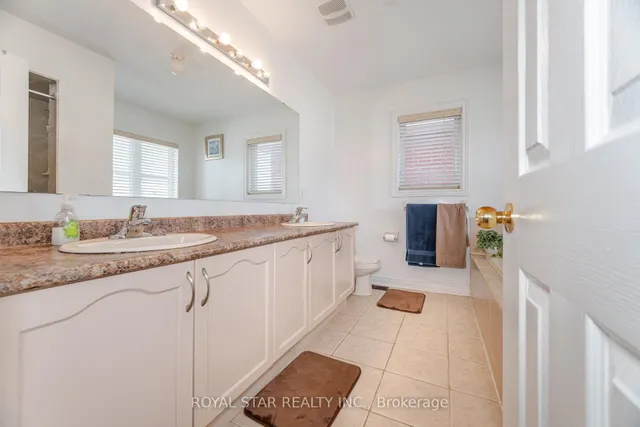 Additional image 22 of 21 Baylawn Circ