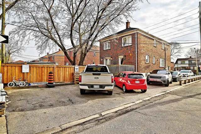 Additional image 36 of 555 Royal York Rd