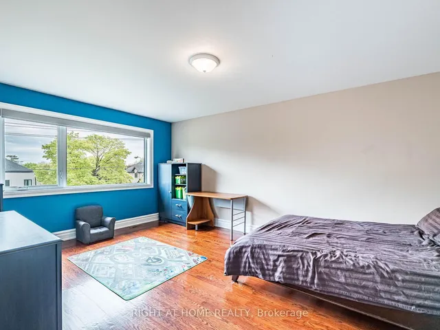 Additional image 22 of 30 Haliburton Ave