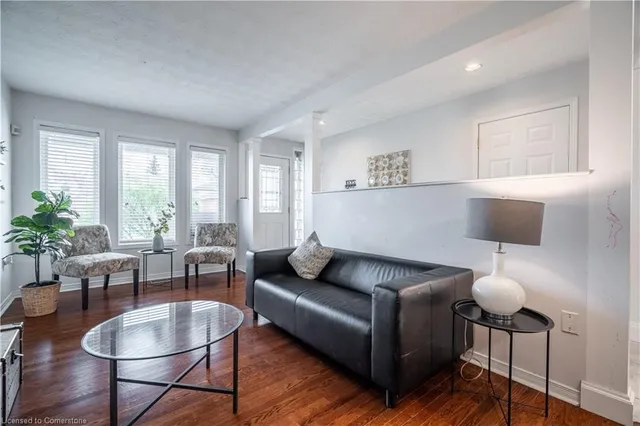 Additional image 6 of 304 Acadia Dr