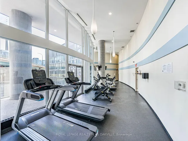 Additional image 35 of 38 Dan Leckie Way Unit 1603