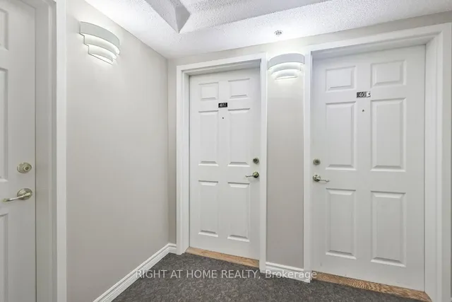 Additional image 8 of 4450 Fairview St Unit 402