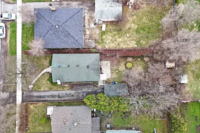 Additional image 37 of 14 Byng Ave