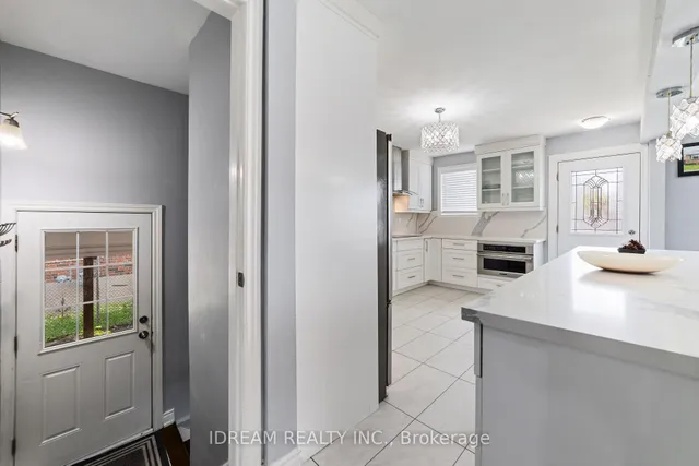 Additional image 14 of 33 Alderney Ave