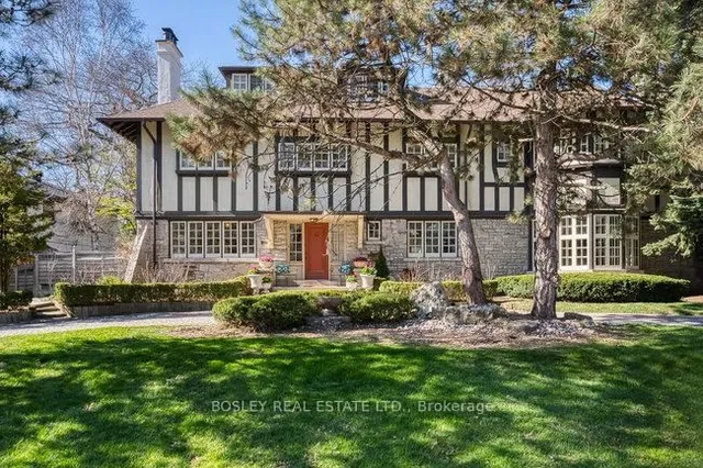 40 Castle Frank Cres