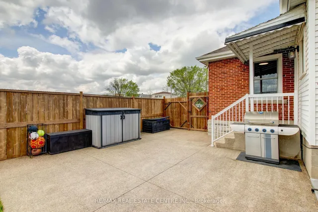 Additional image 44 of 182 Glennie Ave