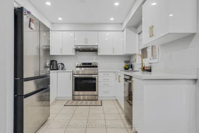 Additional image 18 of 200 Veterans Dr Unit 22