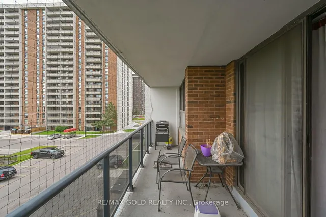 Additional image 25 of 21 Knightsbridge Rd Unit 403